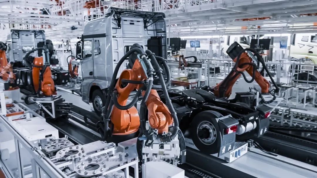 AI+機器人驅動汽車總裝智造升級，實現高精度、高效率、高柔性整車裝配
