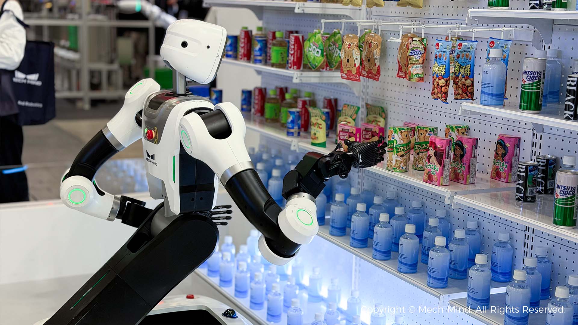 通用“眼腦手”全場景展示、多款新品全球首秀,梅卡曼德閃耀東京iREX 2025,吸睛全球 通用“眼腦手”全場景展示、多款新品全球首秀,梅卡曼德閃耀東京iREX 2025,吸睛全球