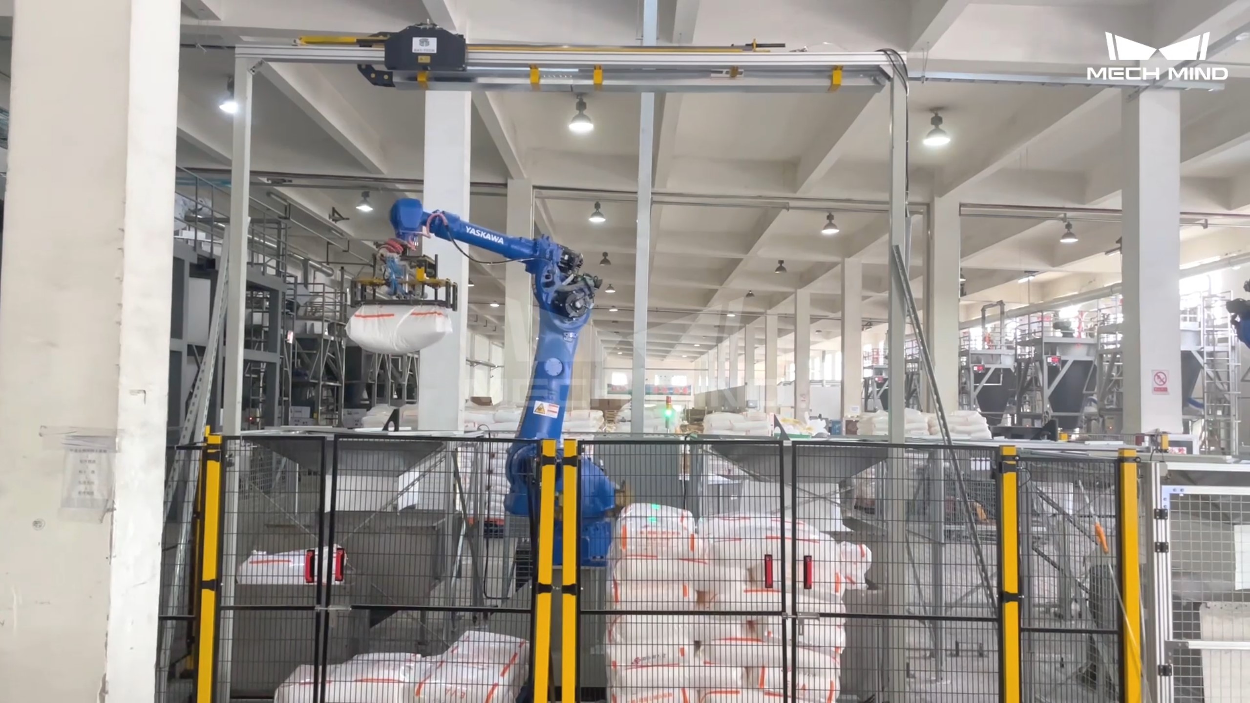 某大型化工廠-3D視覺引導(dǎo)麻袋拆垛