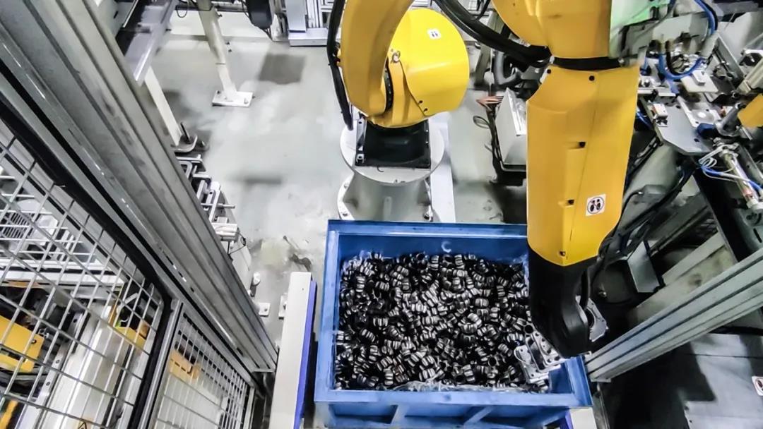 遠(yuǎn)距離3D相機(jī)旗艦Mech-Eye Laser煥新升級(jí)，更好滿足工業(yè)現(xiàn)場速度與抗環(huán)境光需求