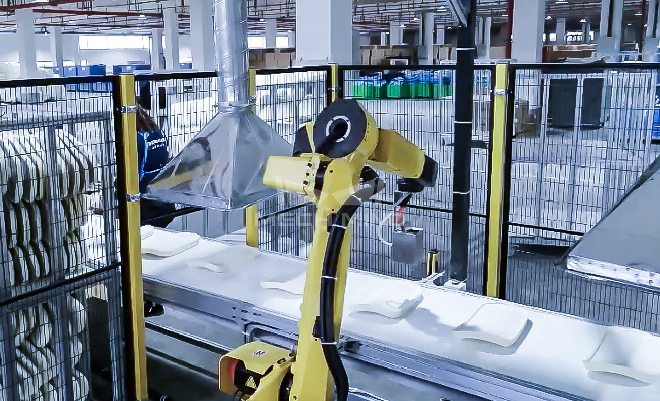 AI視覺引導座椅靠背噴膠 | 某大型家具廠